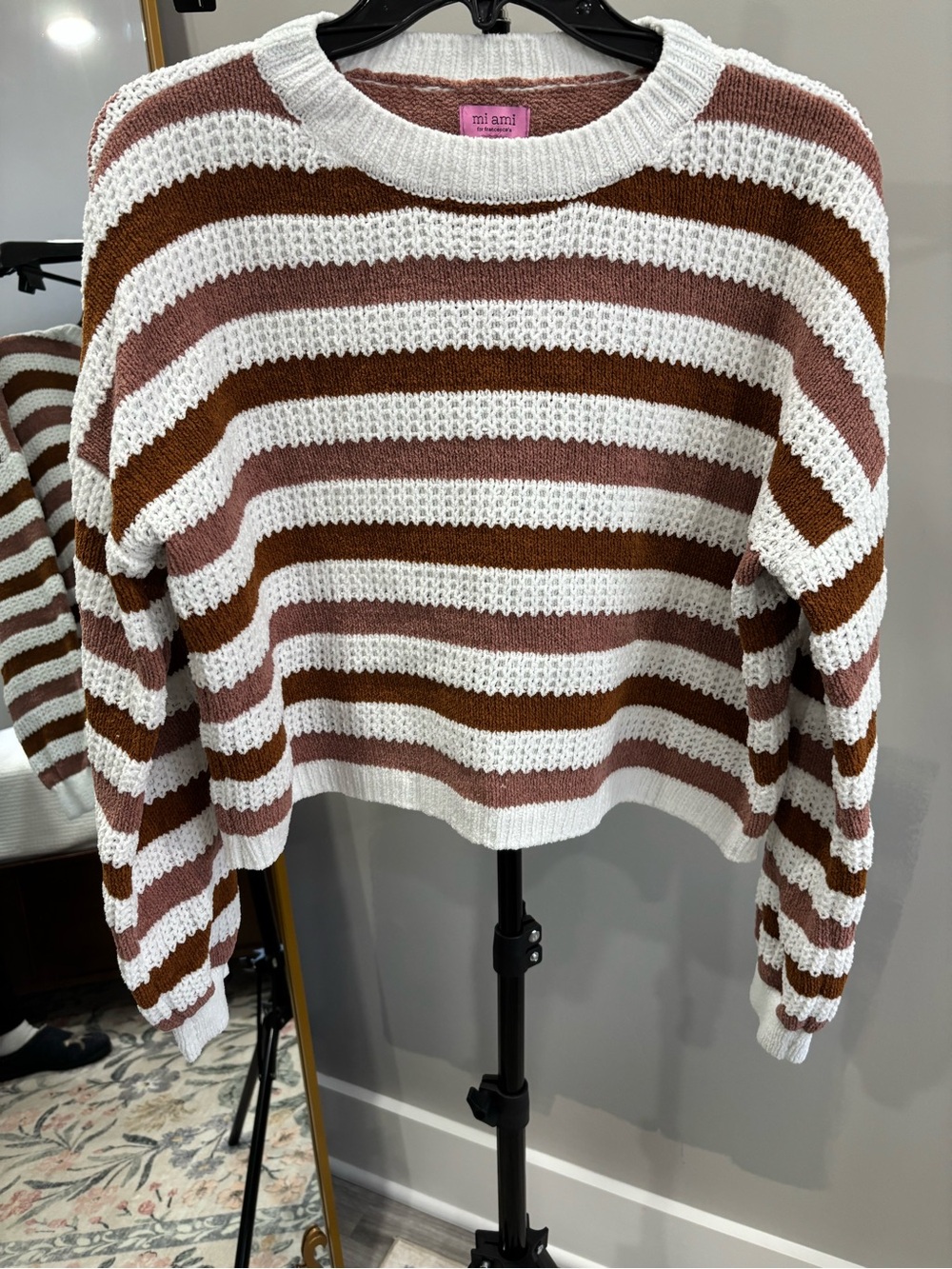 Miami by Francesca’s Cropped Chenille Knit Sweater
